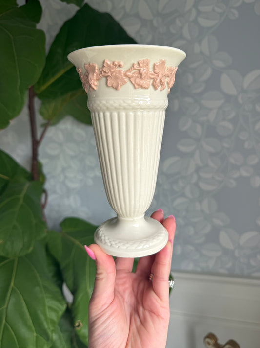 Pink Wedgwood queensware pedestal vase 6.5”