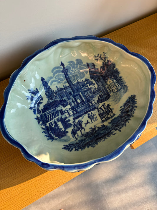 Victoria Ironstone Ruffled Bowl