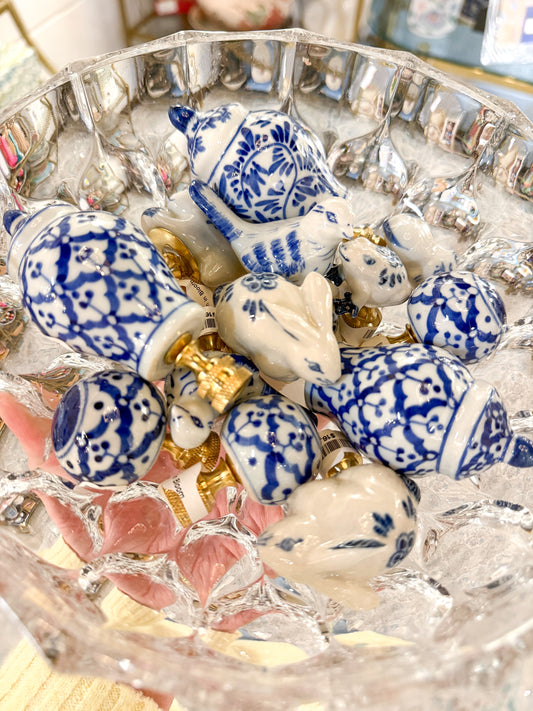 Blue and white porcelain finial - bird